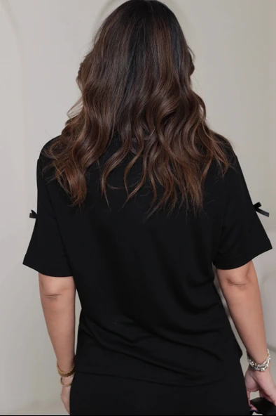 Fiyonklu Siyah T-Shirt - Resim 4