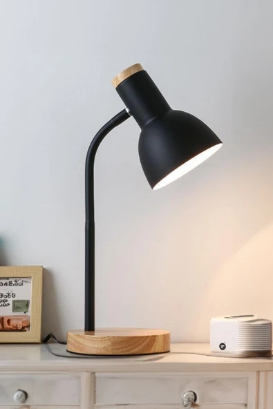 USB LED Masa Lambası siyah Ahşap Tabanlı Modern Dekoratif, Şık Esnek Boyunlu Ofis ve Çalışma Lambası ürün görseli 1
