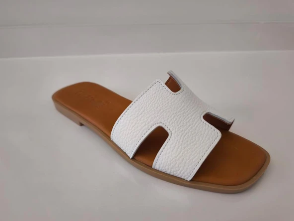 Kadın Deri Terlik Kaymaz Taban Yumuşak  Giydirimli ürün görseli 1
