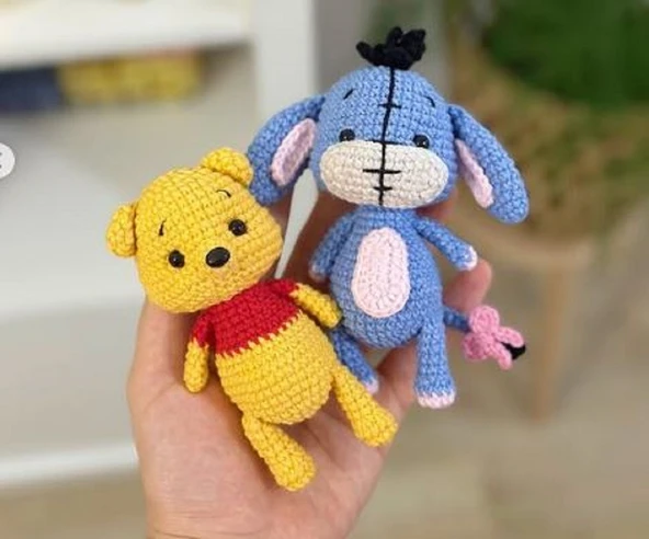 HEDİYELİK WİNNİE THE POOH VE EEYORE ANAHTARLIK+ ÇANTA SÜSÜ (ANAHTARLIK APARATI TAKILIP GÖNDERİLİR) ürün görseli 1
