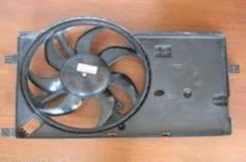 Kale 013501BFD OTO Radyatör 0 Su Radyatörü Fanlı Linea 1.4 Turbo Klimalı Modül ürün görseli 1