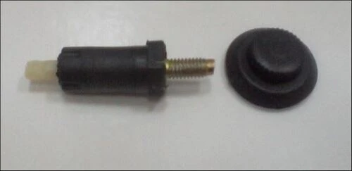 PEUGEOT 0137.F6 Motor Kapak Tapası Üst 406 Partner / Berlingo 2.0HDI Dw10 Montaj Takozlu ürün görseli 1