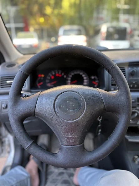 Toyota Corolla (2002-2004) Araca ÖZGÜ DİKMELİ Direksiyon Kılıfı DÜZ DERİ ürün görseli 1