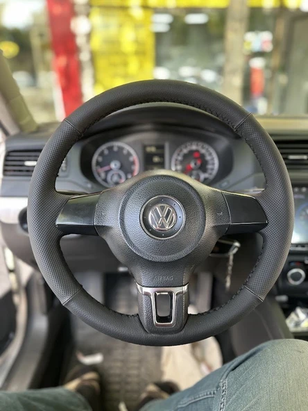 Volkswagen Polo Araca Özel Direksiyon Kılıfı düz Nokta SİYAH İP ürün görseli 1