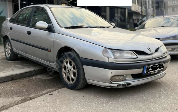 Renault Laguna Eski model (1994-1999) Benzinli 2.0 16V N7Q Sol şoför tarafı Ön Aks Komple Made in E.E.C. 7701470699-7700107765 ABS dişlisi yoktur ürün görseli 1