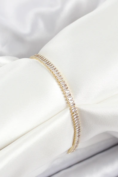 Pirinç Zirkon Taşlı İnce Su Yolu Model Gold Renk Kadın Bileklik - TJ-BB7034 ürün görseli 1