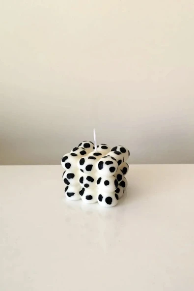 Siyah Beyaz Inek Bubble Cow Desen Dekoratif Kokulu Hediyelik Sevgiliye Aileye Mum %100 Soya Wax ürün görseli 1
