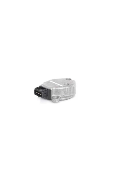Bosch 0232101024  EKSANTRİK MİL SENSÖRÜ HALL GOLF IV PASSAT / A3 A4 ürün görseli 1