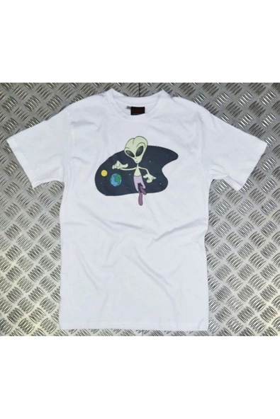 fame-stoned Alıen Baskılı T-shirt ürün görseli 1