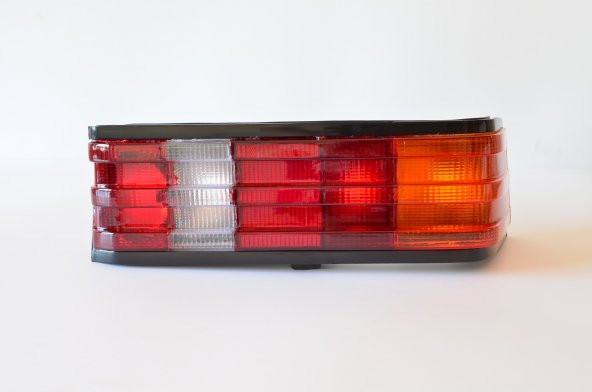 MERCEDES W201 190E 190D STOP SAĞ 3 RENK 2018200264 ürün görseli 1