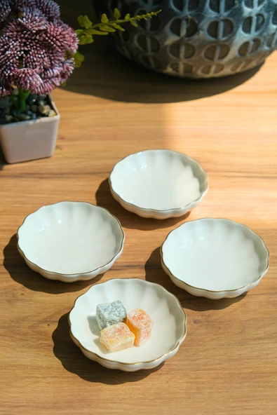 Kütahya Porselen Bone Luz Kase Altın File 4 Parça 8cm BNLZF08KSS220 ürün görseli 1