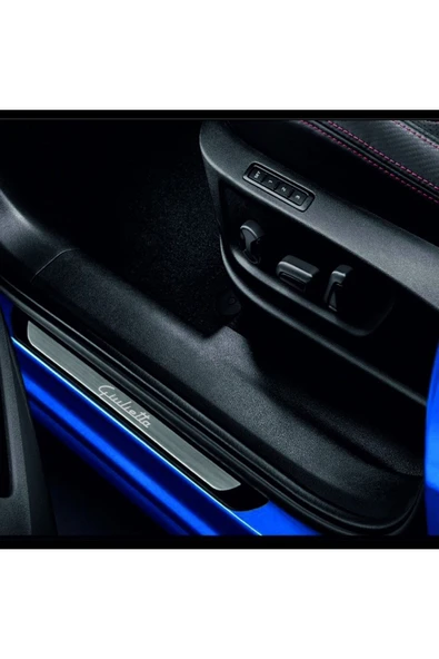 ALFA ROMEO GUİLETTA 2012-2020 MODELLER  OLD KROM KAPI EŞİĞİ 4 PARÇA YAZILI ürün görseli 1