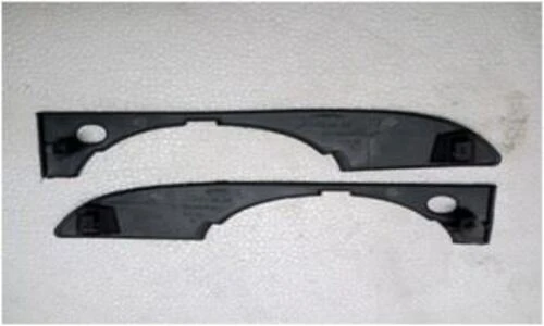 Monreal 71134  Sıs Lamba Kapağı Ön Üst A4 05-07 8e0807489 ürün görseli 1