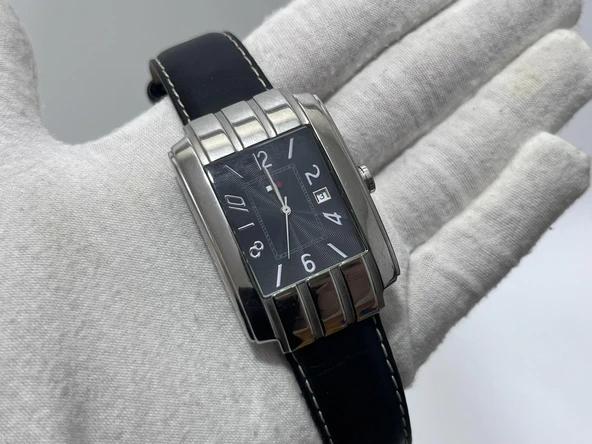 Tommy Hilfiger 48x31mm Deri Kordon Erkek Kol Saati F90278 (Kutusuz) ürün görseli 1