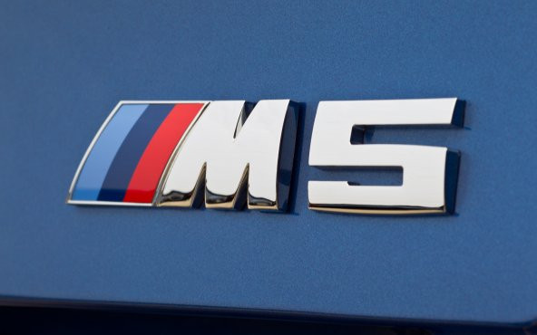 BMW E39 E60 M5 BÜYÜK YAZI 51147898126 ürün görseli 1