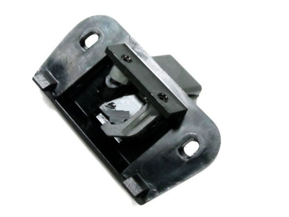 BMW E23 E30 E34 E36 TORPİDO MANDALI KARŞILIĞI 51161849472 ürün görseli 1