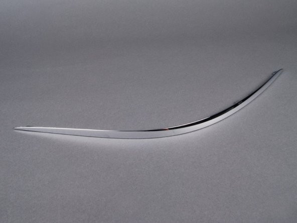 MERCEDES W211 TAMPON NİKELAJI SAĞ YENİ MODEL 2118852421 ürün görseli 1