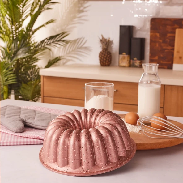 Emsan Arya 24 cm Döküm Kek Kalıbı Golden Pink ürün görseli 1