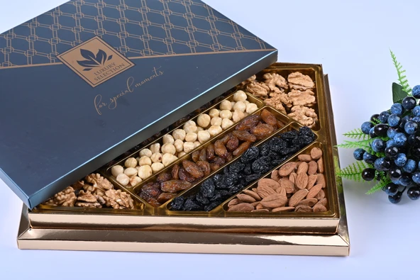 Tadım Dünyası Karışık Hediyelik Kuruyemiş 850 gr 017 ürün görseli 1