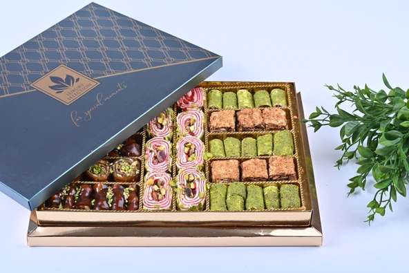 Tadım Dünyası Karışık Hediyelik Kuruyemiş & Lokum 900 gr 013 ürün görseli 1