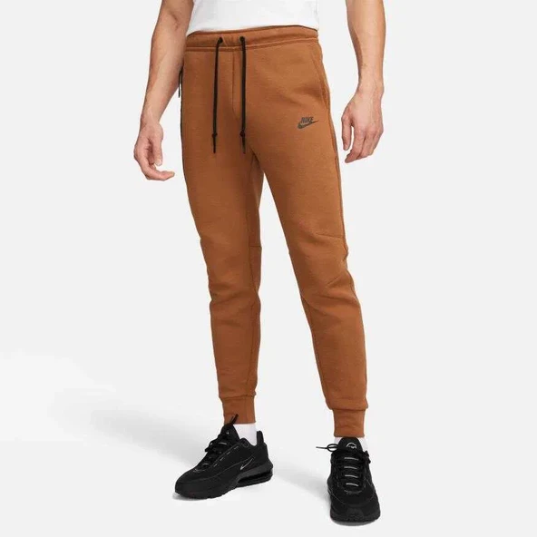 NİKE Tech Fleece Jogger FB8002-281 ürün görseli 1
