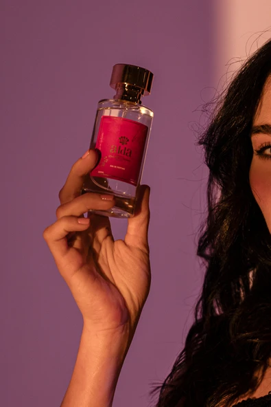 YL1 Çiçeksi Edp Kadın Parfüm 100 ml - Resim 3