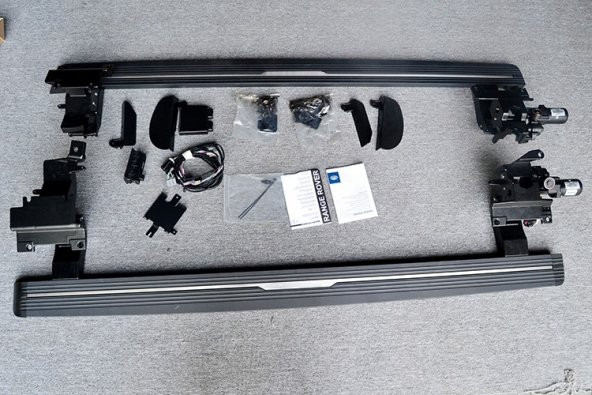RANGE ROVER VOGUE L405 ELEKTRİKLİ YAN BASAMAK SETİ 2013-2020 ürün görseli 1