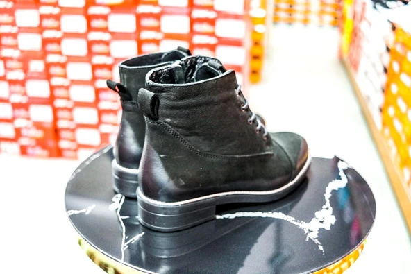 Castle Black 72544 Hakiki Deri Bayan Bot - Resim 7