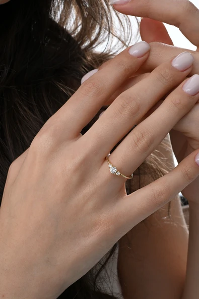 Gümüş altın yaldızlı zirkon taşlı tria modeli yüzük SGTL12880GOLD ürün görseli 1