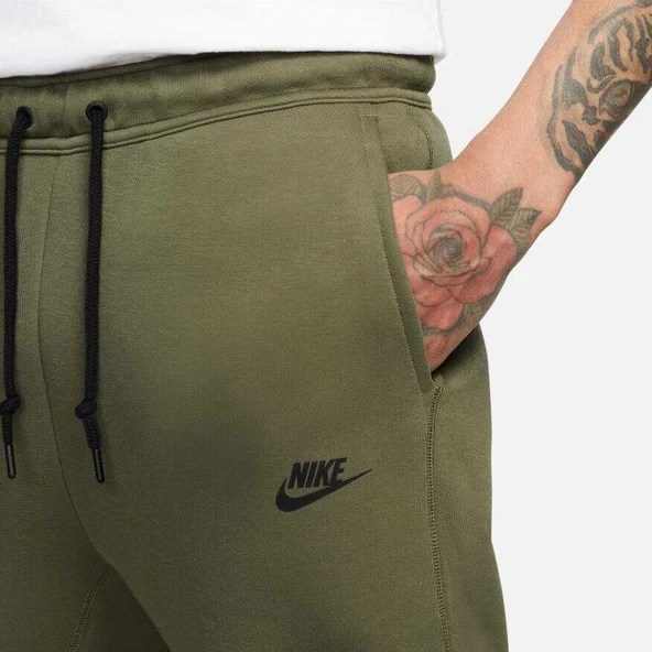Tech Fleece Jogger FB8002-222 - Resim 4