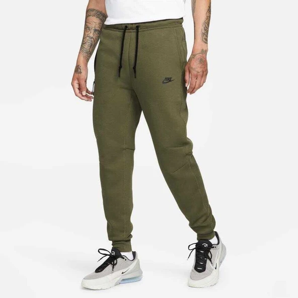Tech Fleece Jogger FB8002-222 ürün görseli 1