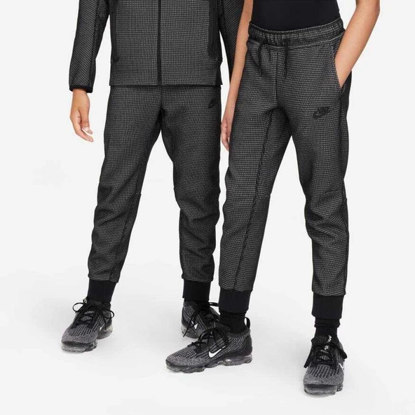 NİKE NSW Tech Fleece Pant Winterized Çocuk Eşofman Altı FJ6025-010 ürün görseli 1