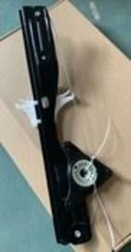 Monreal 73464  Kapı Cam Mekanizması Arka Sağ Superb 08-14 3t0839462 ürün görseli 1