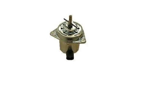 Seger 59615 SGR  Fan Motoru Renault 9 Yeni Model R11 R19 CLIO II Soketli Pervanesi z Tek Motor ürün görseli 1