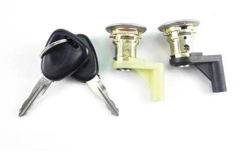 Hellux HLC600150 Kapı Sıfresı Ön 2 Lı Ön Kapı Sağ Sol Duster-Logan Sandero ürün görseli 1