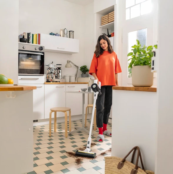 Karcher KVA 2 EU Dikey Şarjlı Süpürge - Resim 5