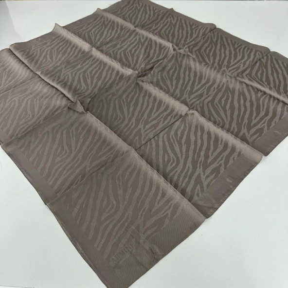 Armine Premium Jakar Eşarp ARG0209 ürün görseli 1