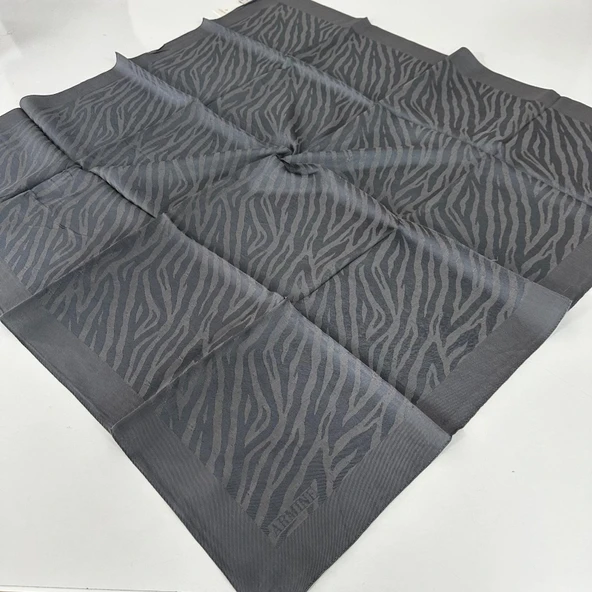 Armine Premium Jakar Eşarp ARG0221 ürün görseli 1