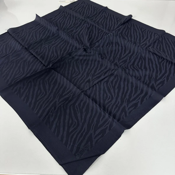 Armine Premium Jakar Eşarp ARG0204 ürün görseli 1