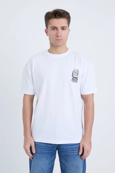 Moxe Collection Erkek Oversize Baskılı Tişört Beyaz Campfire ürün görseli 1