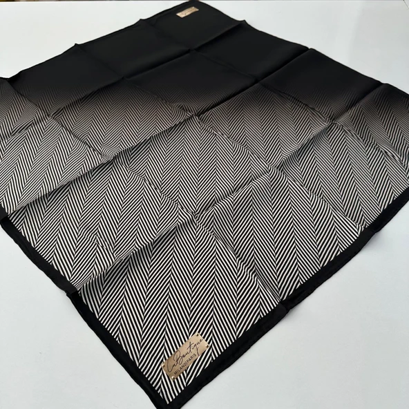 La Boutique Sura İpek Eşarp PKD2701 ürün görseli 1