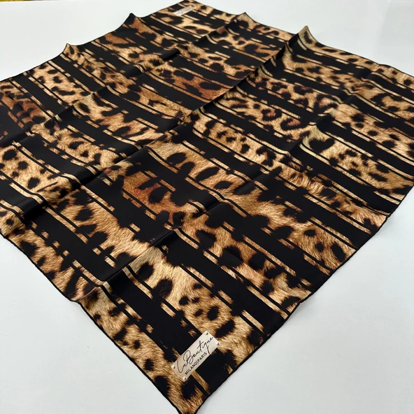 La Boutique Sura İpek Eşarp PKD1801 ürün görseli 1