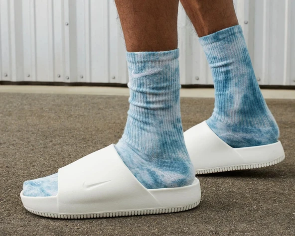 Nike Calm Slide Unisex Terlik ( Dar kalıptır 1 numara büyük alınız!) ürün görseli 1