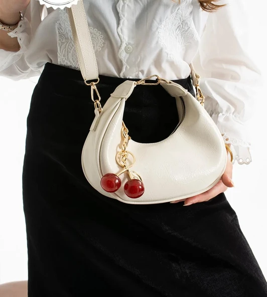 Lisbond Elegance Betty Model Beyaz Charm Hediyeli Kadın El Ve Omuz Çantası ürün görseli 1