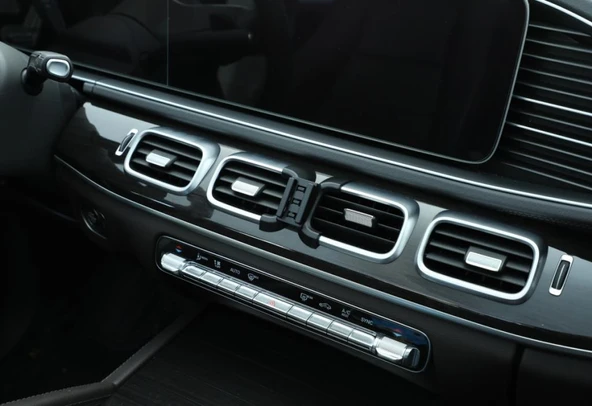 Mercedes GLE 2019 2020 ile Uyumlu Model için Özel Telefon Tutucu MB6 ürün görseli 1
