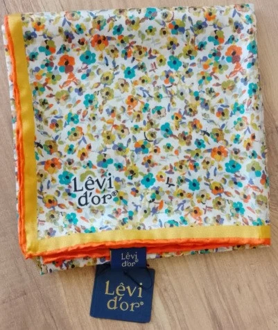 Levi'dor Kristal Eşarp ürün görseli 1