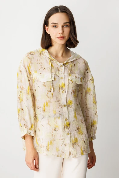 On Oversize Kapüşonlu Çiçekli Kadın Gömlek - Minimalist Stil - 3/4 Kol ürün görseli 1