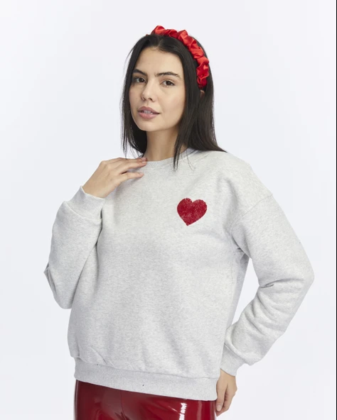 Kadife Kalp Desenli Gri Melanj Yumuşak Dokulu Regular Fit Bisiklet Yaka Kadın Sweatshirt ürün görseli 1