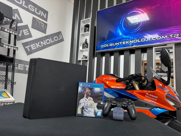 PlayStation 4 Slim 500GB Tek Kol + Fifa 18 Oyun CD’si (İKİNCİ EL) ürün görseli 1