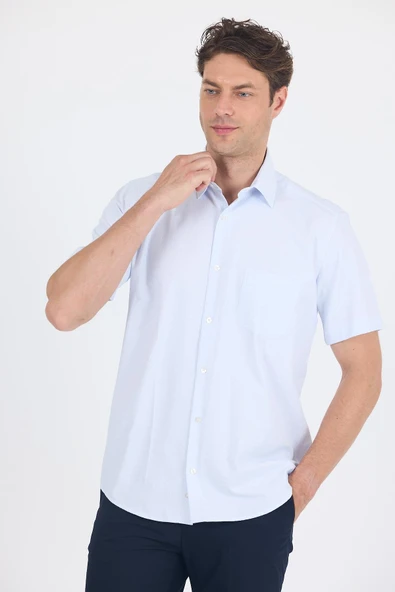 Beyaz Sert  Yaka Kısa Kol Cepli  Comfort Fit Cls Gömlek 1004250260 ürün görseli 1
